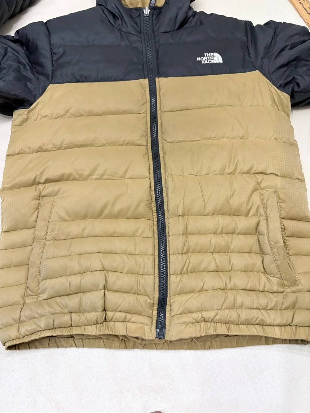 The North Face Men’s Hooded Puffer Jacket - Black & Tan Reversible